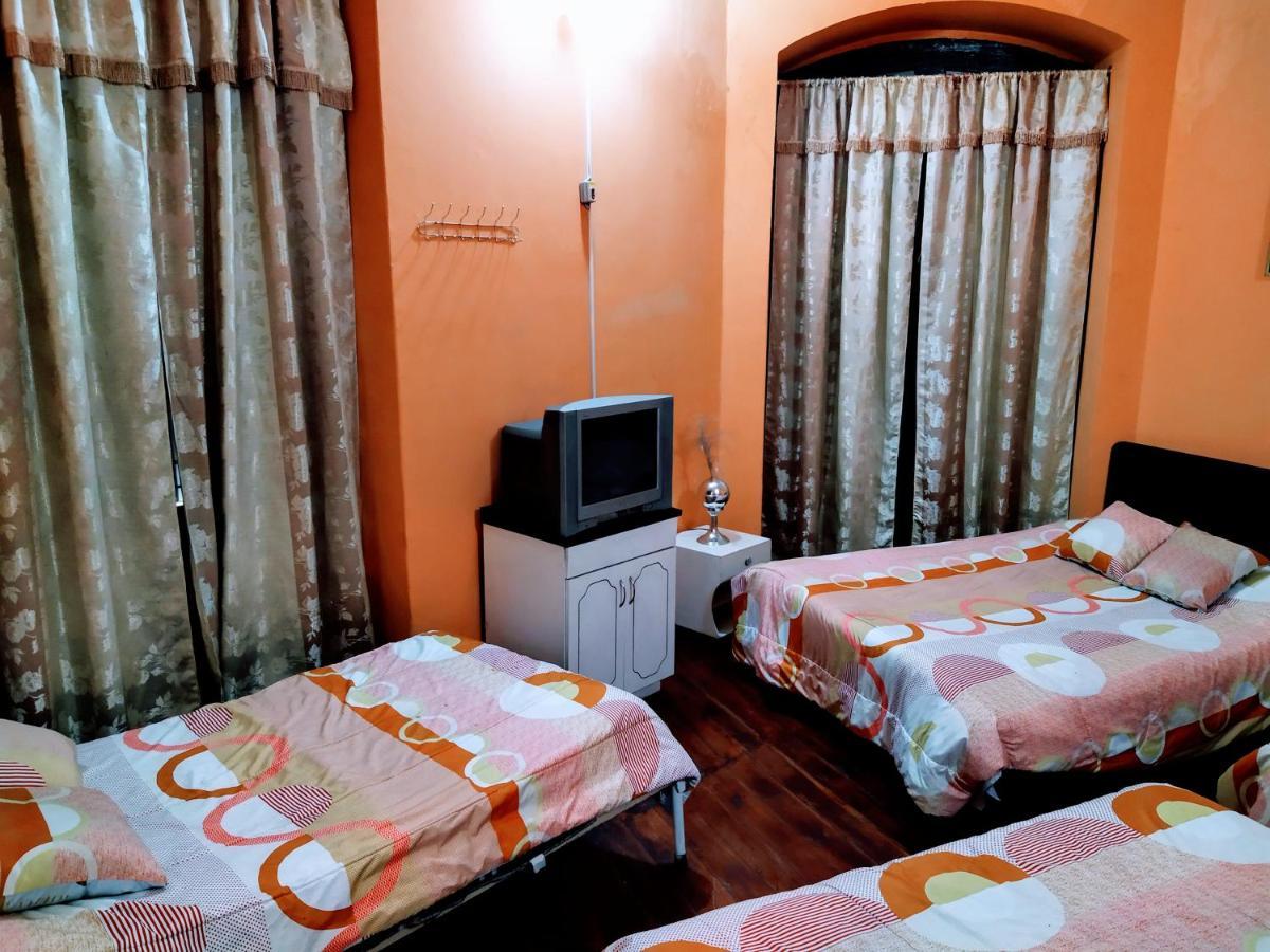 Hostal Latitud Ecuem Quito Exterior foto