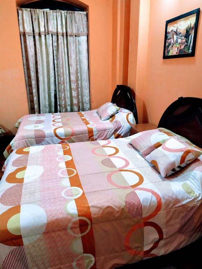 Hostal Latitud Ecuem Quito Exterior foto