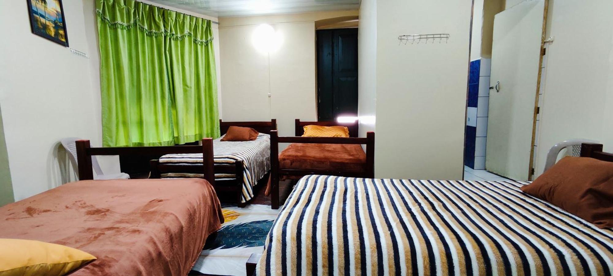 Hostal Latitud Ecuem Quito Exterior foto